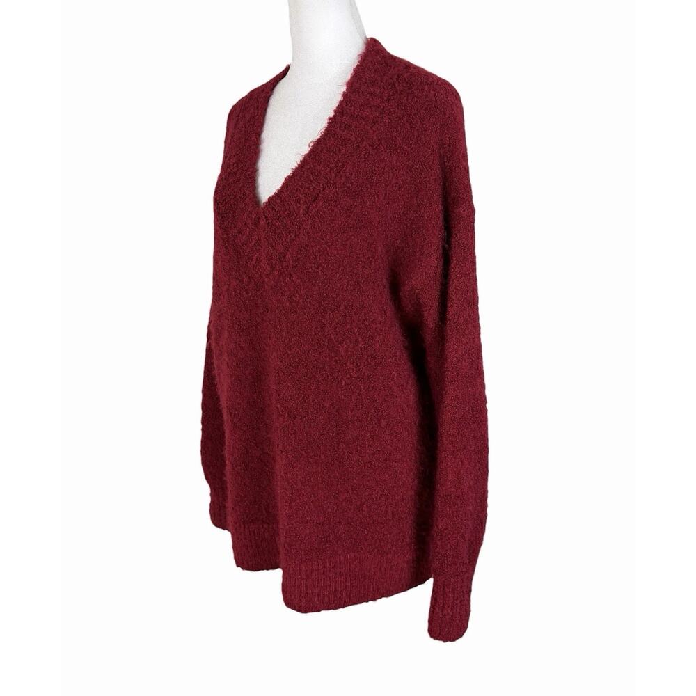 Aerie Red Fuzzy Oversized V-Neck Sweater Red Cozy Wool Blend Knit Size Small - Picture 5 of 8